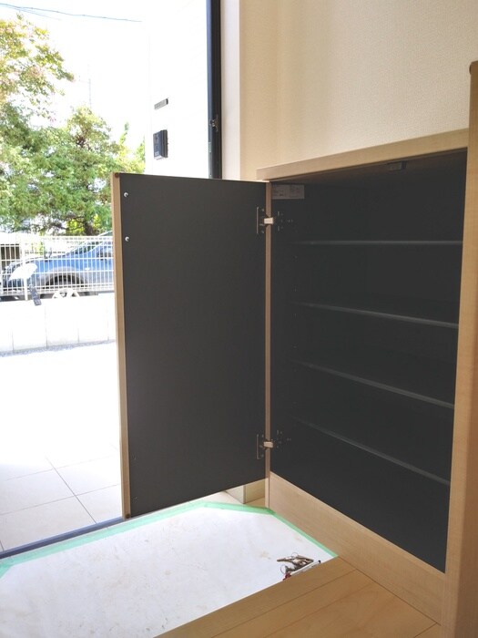 物件内観写真16　(靴箱)