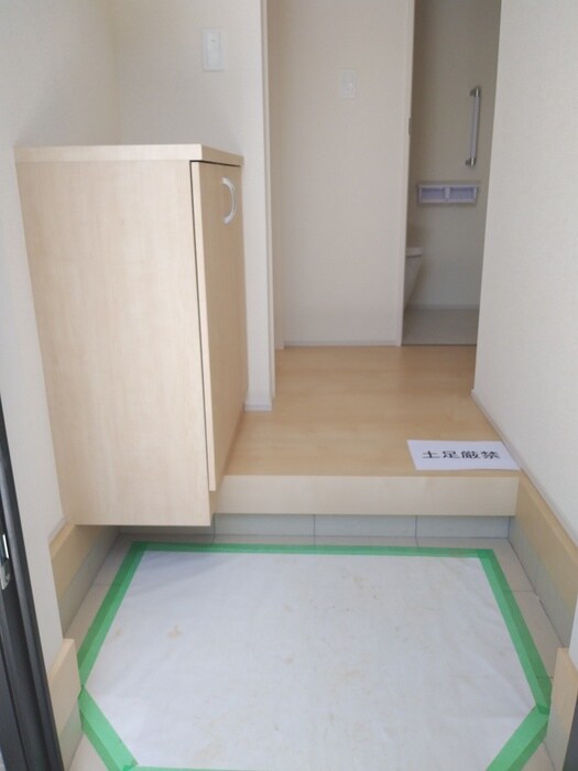 物件内観写真18　(廊下)