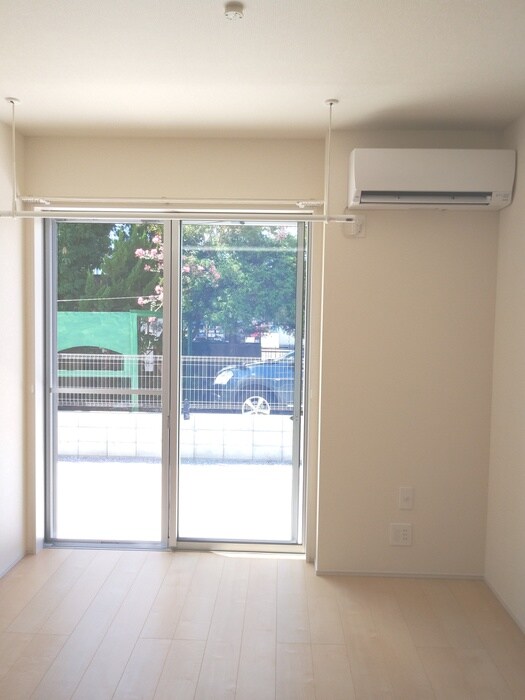 物件内観写真19　(室内からの展望)