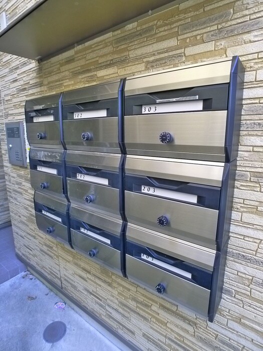 物件外観写真4　(建物設備)