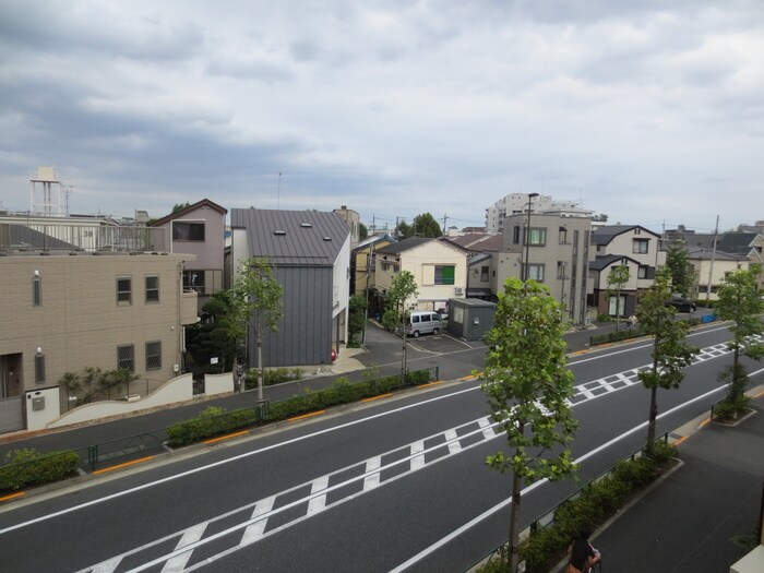 物件内観写真16　(室内からの展望)