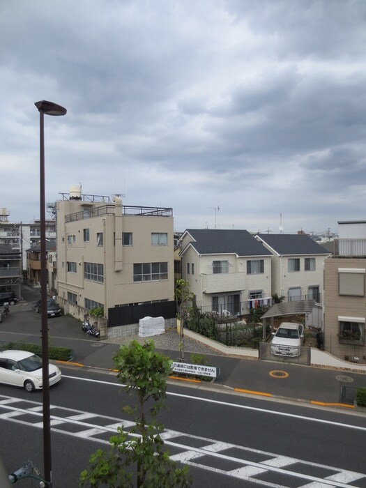 物件内観写真17　(室内からの展望)