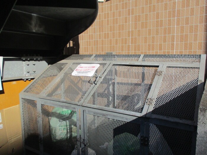 物件外観写真6　(建物設備)