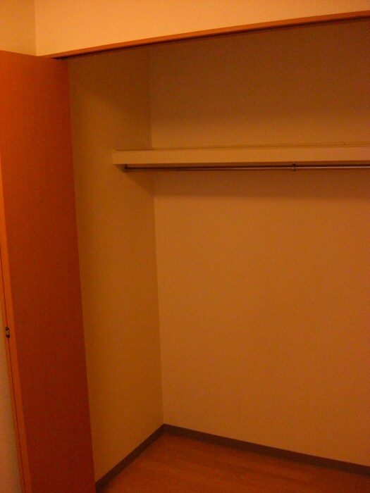 物件内観写真15　(収納)