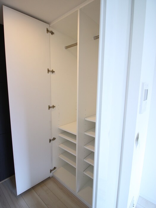 物件内観写真14　(収納)