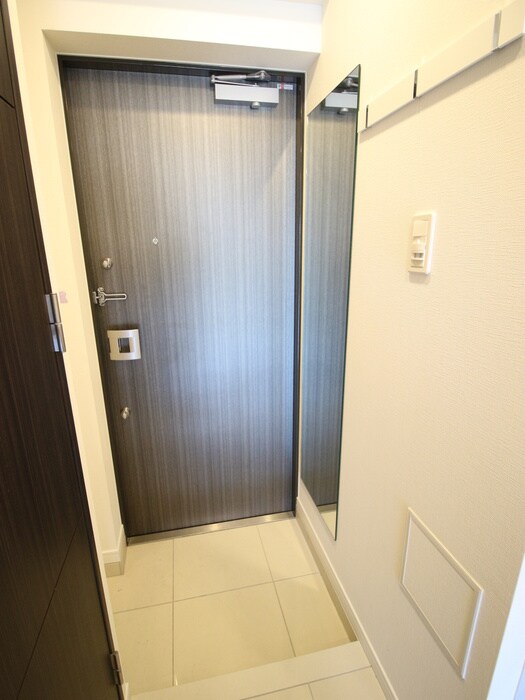 物件内観写真22　(玄関)
