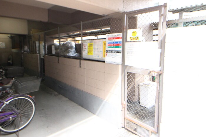 物件外観写真6　(建物設備)