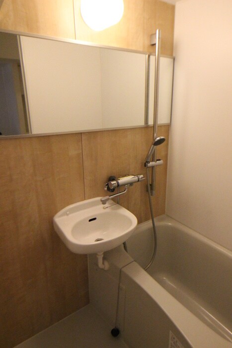 物件内観写真11　(バス／シャワールーム等)