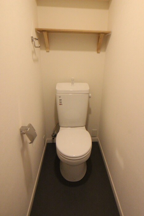 物件内観写真12　(トイレ)
