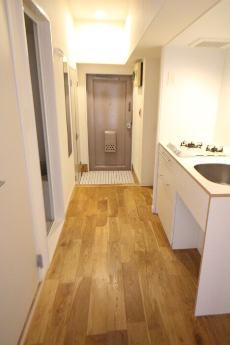 物件内観写真14　(廊下)