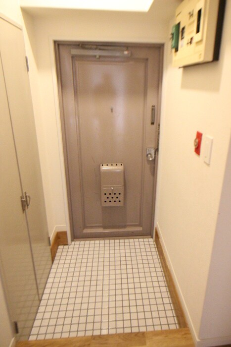物件内観写真21　(玄関)