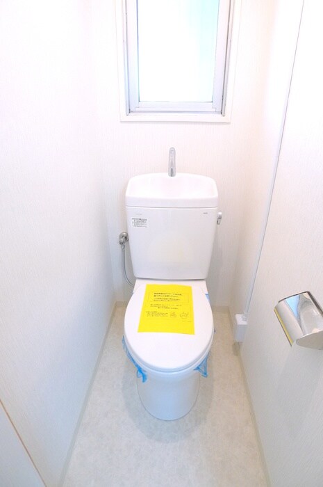 物件内観写真16　(トイレ)