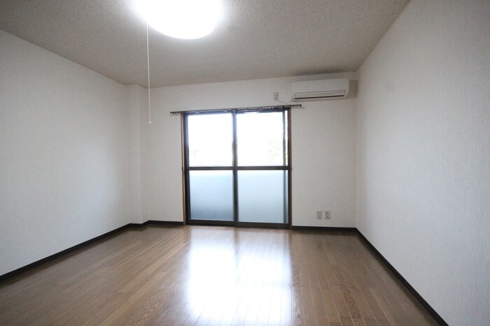 物件内観写真11　(居室)