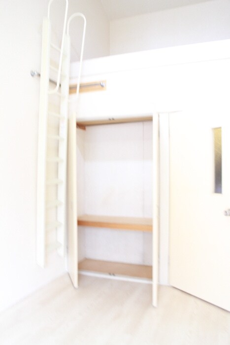 物件内観写真15　(収納)