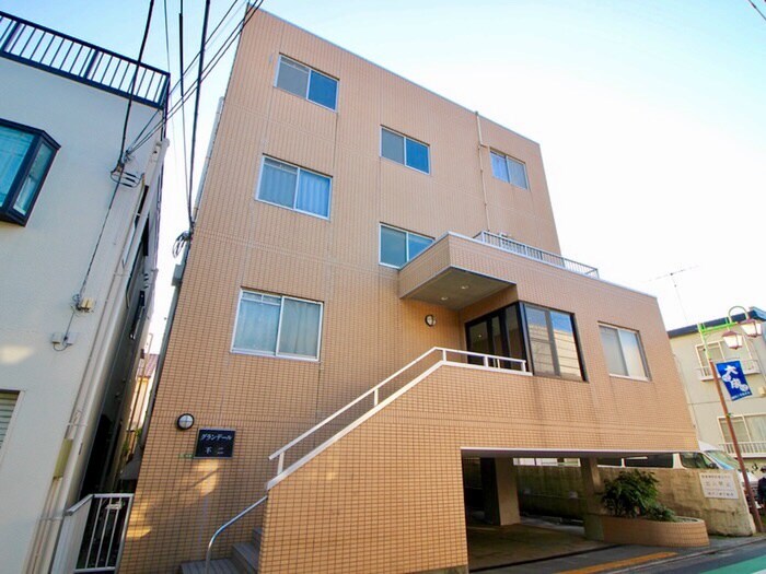 物件外観写真2　(外観写真)