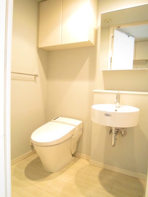 物件内観写真10　(トイレ)