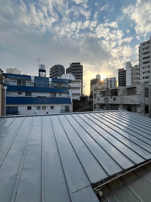 物件内観写真13　(室内からの展望)