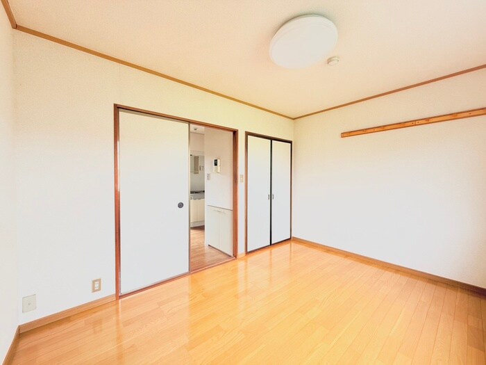 物件内観写真8　(居室)