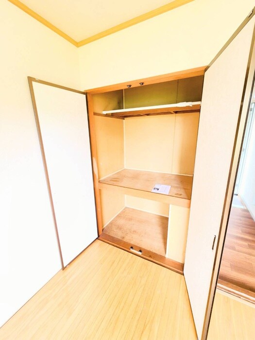 物件内観写真11　(収納)