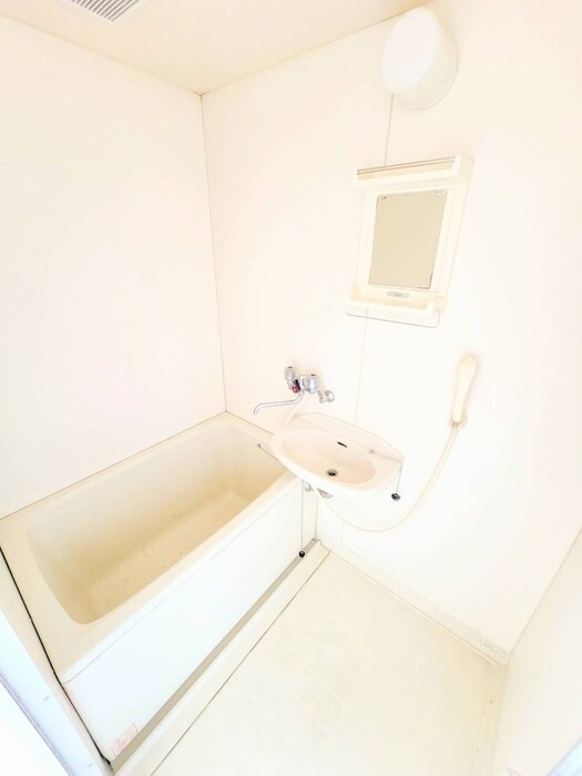 物件内観写真12　(バス／シャワールーム等)