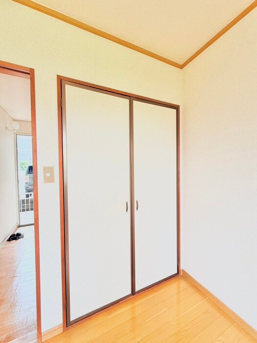 物件内観写真15　(収納)