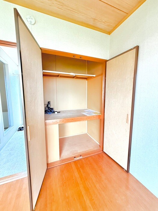 物件内観写真16　(収納)