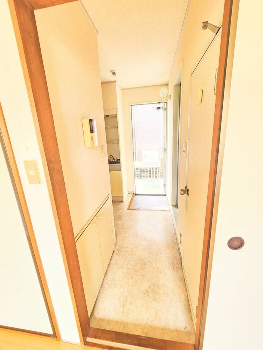 物件内観写真17　(廊下)