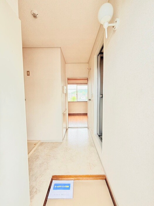 物件内観写真20　(玄関)