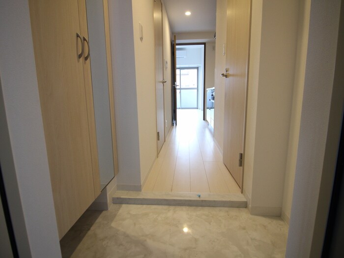 物件内観写真20　(玄関)