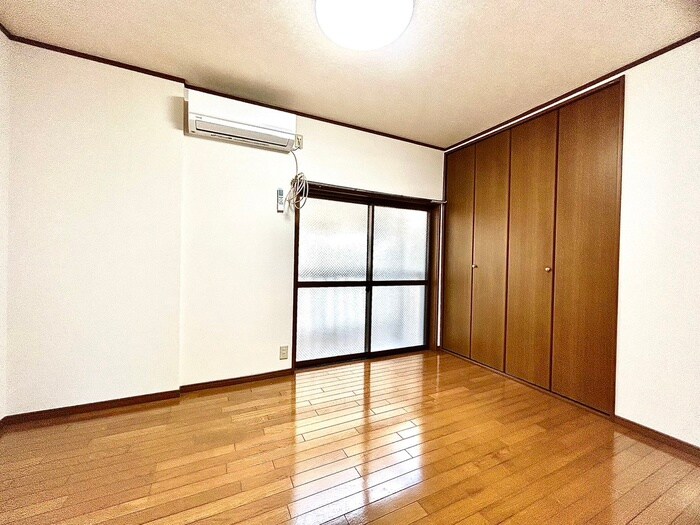 物件内観写真10　(居室)