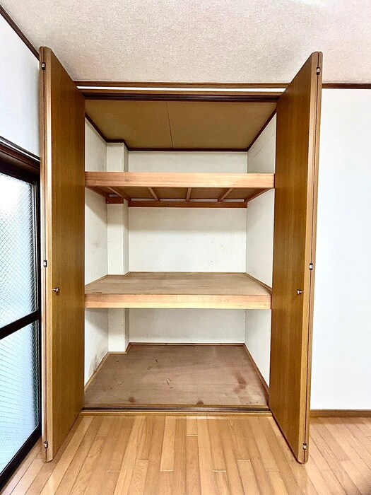 物件内観写真16　(収納)