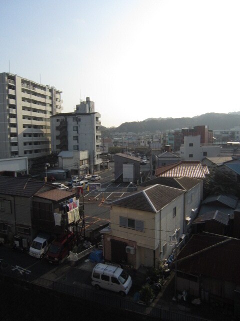 物件内観写真16　(室内からの展望)