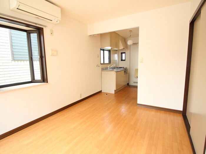 物件内観写真10　(内観写真)