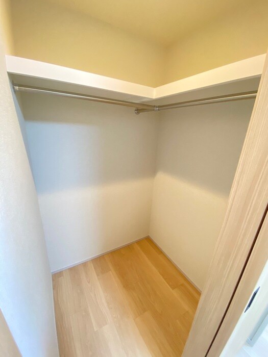 物件内観写真12　(収納)