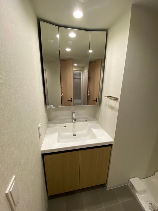 物件内観写真13　(洗面)