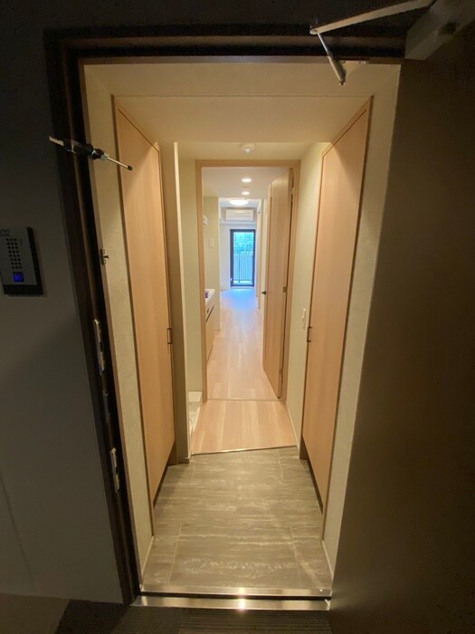 物件内観写真17　(玄関)