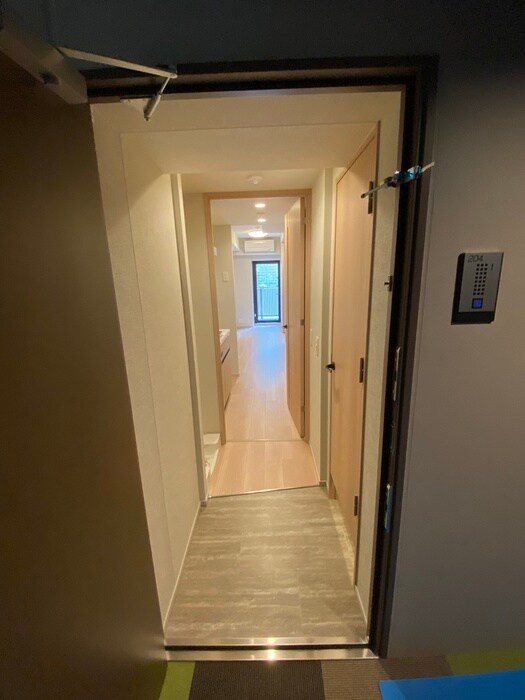 物件内観写真17　(玄関)