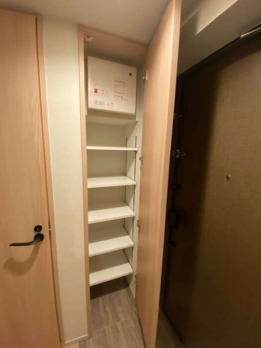 物件内観写真18　(靴箱)