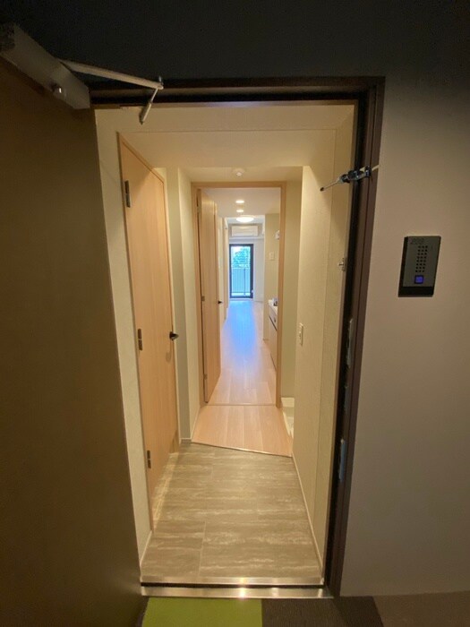 物件内観写真19　(玄関)