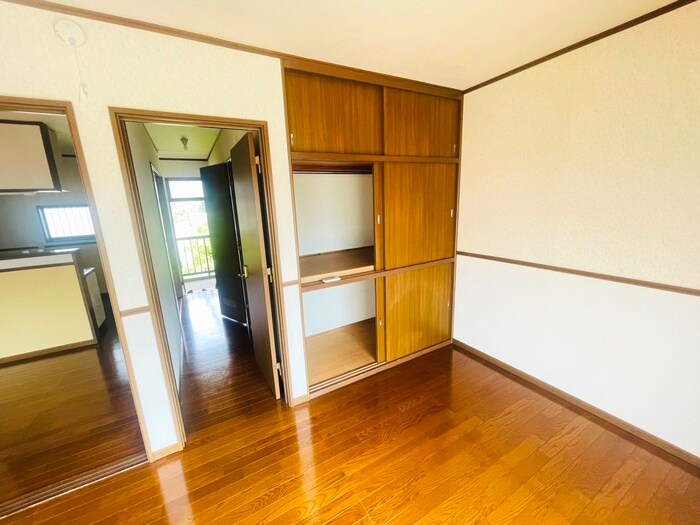 物件内観写真10　(収納)