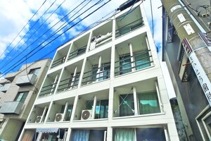 テラス　カメアリ外観写真