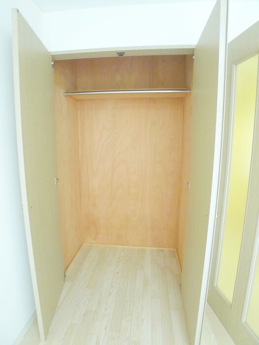物件内観写真9　(収納)
