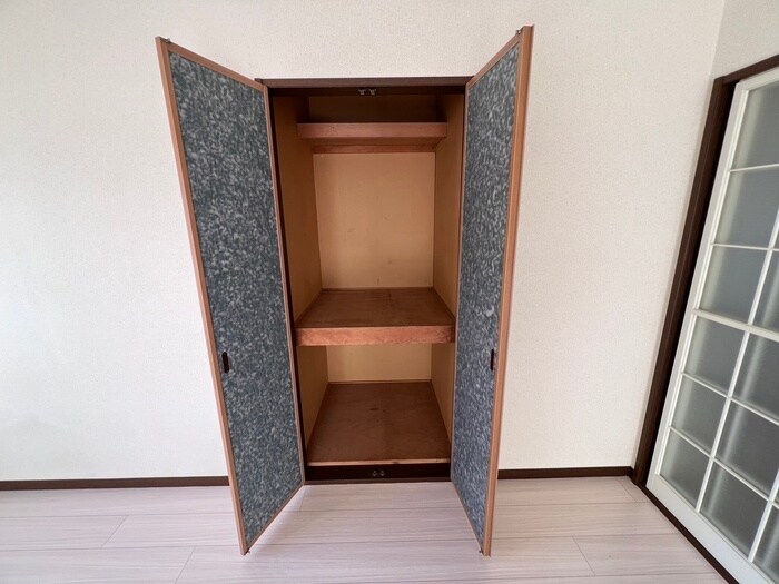 物件内観写真21　(収納)