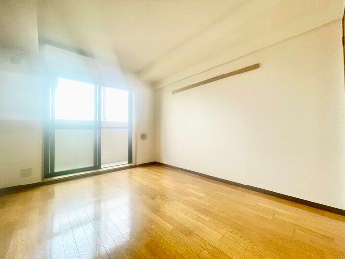 物件内観写真5　(居室)