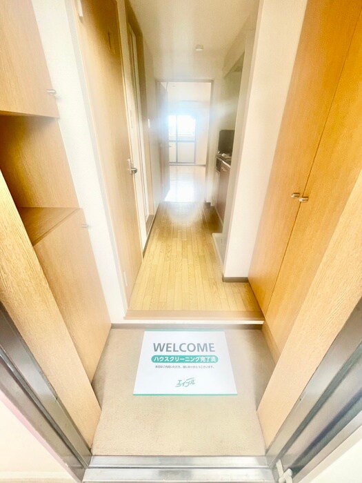 物件内観写真18　(廊下)