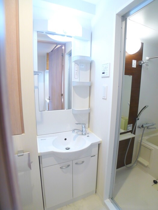 物件内観写真10　(洗面)