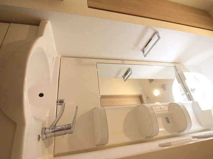 物件内観写真12　(洗面)