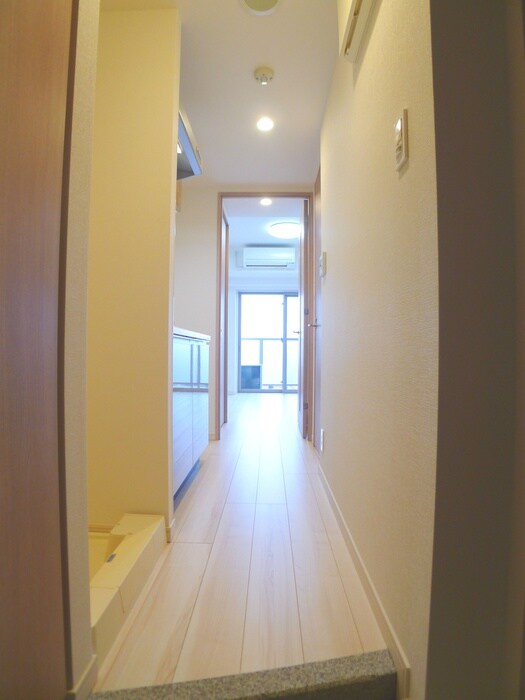 物件内観写真20　(廊下)