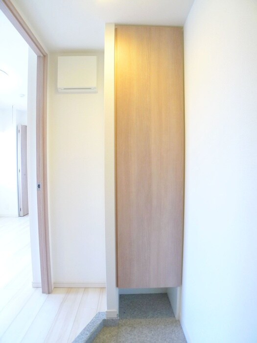 物件内観写真21　(廊下)