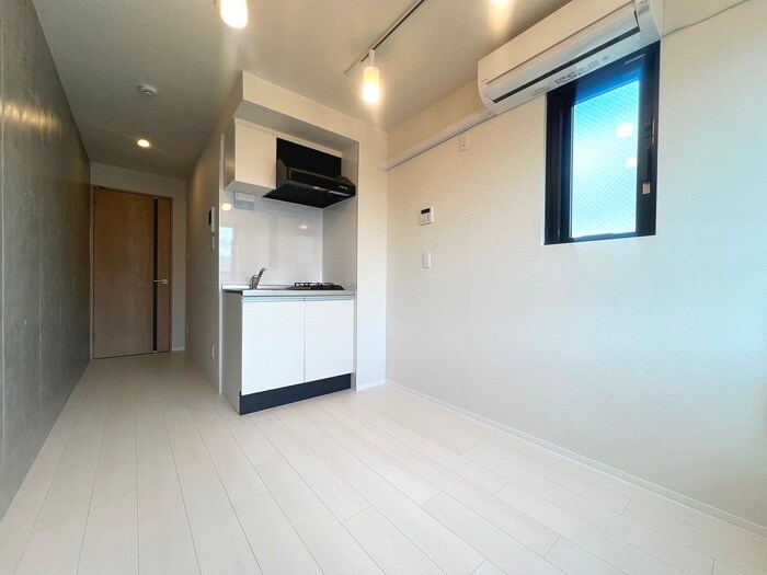 CICADA RESIDENCE NAKANOの居室